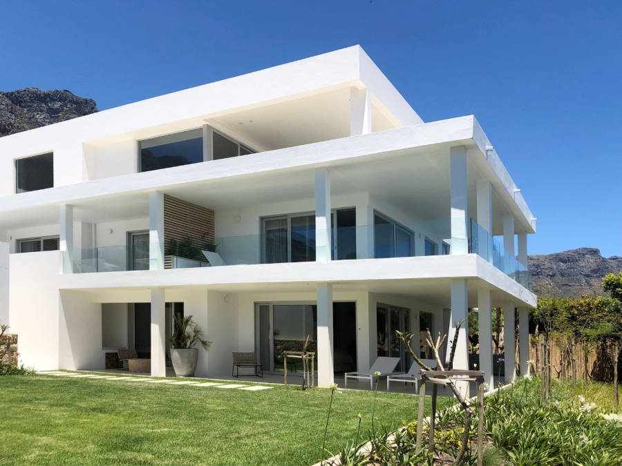 To Let 8 Bedroom Property for Rent in Bakoven Western Cape